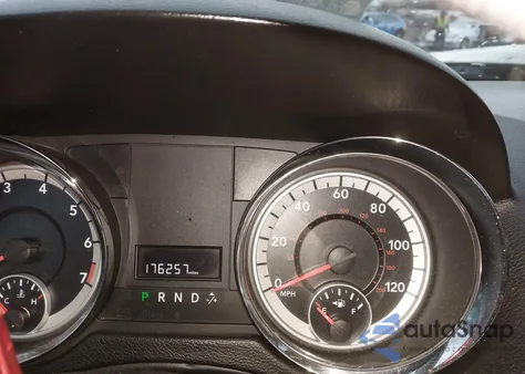 2014 Dodge Grand Caravan Sxt z USA, uszkodzony, nr VIN 2C4RDGCGXER390678